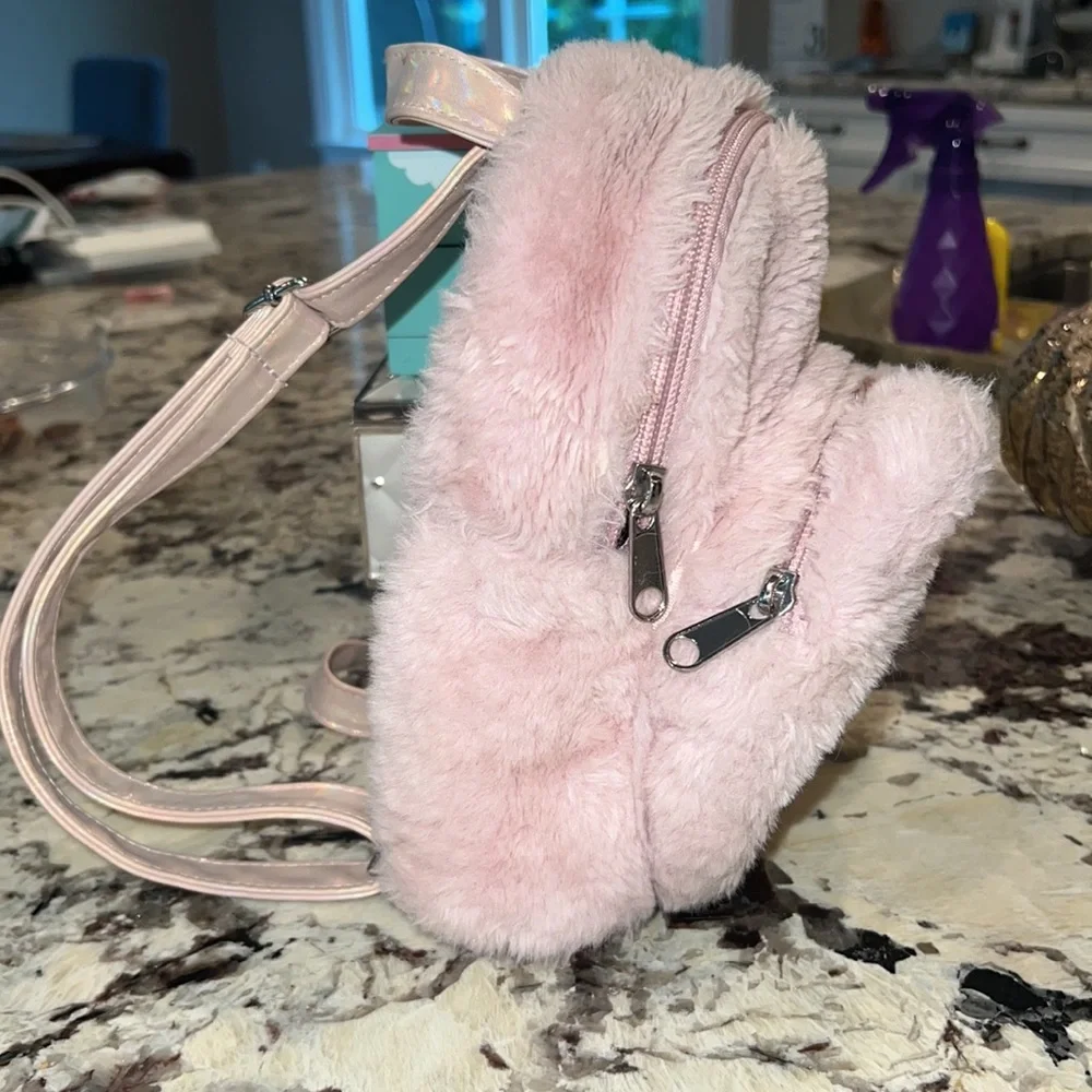 The Children’s Place Pink Furry Kitty 🐱 Backpack